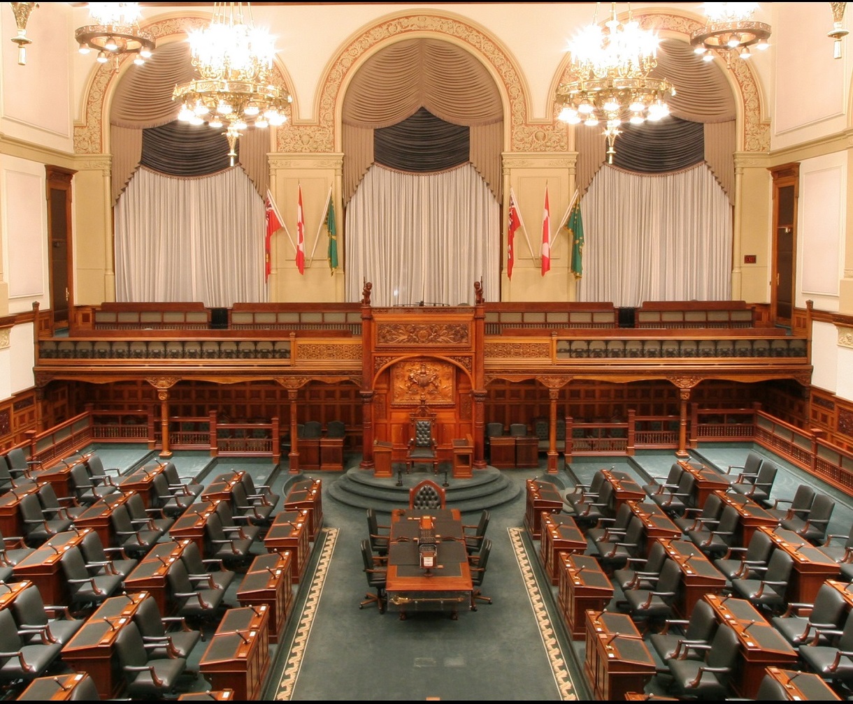Édifice législatif Bannières 2021 Assemblée législative de l'Ontario